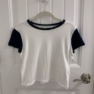 Women’s Hollister Cropped Tee / Size Small